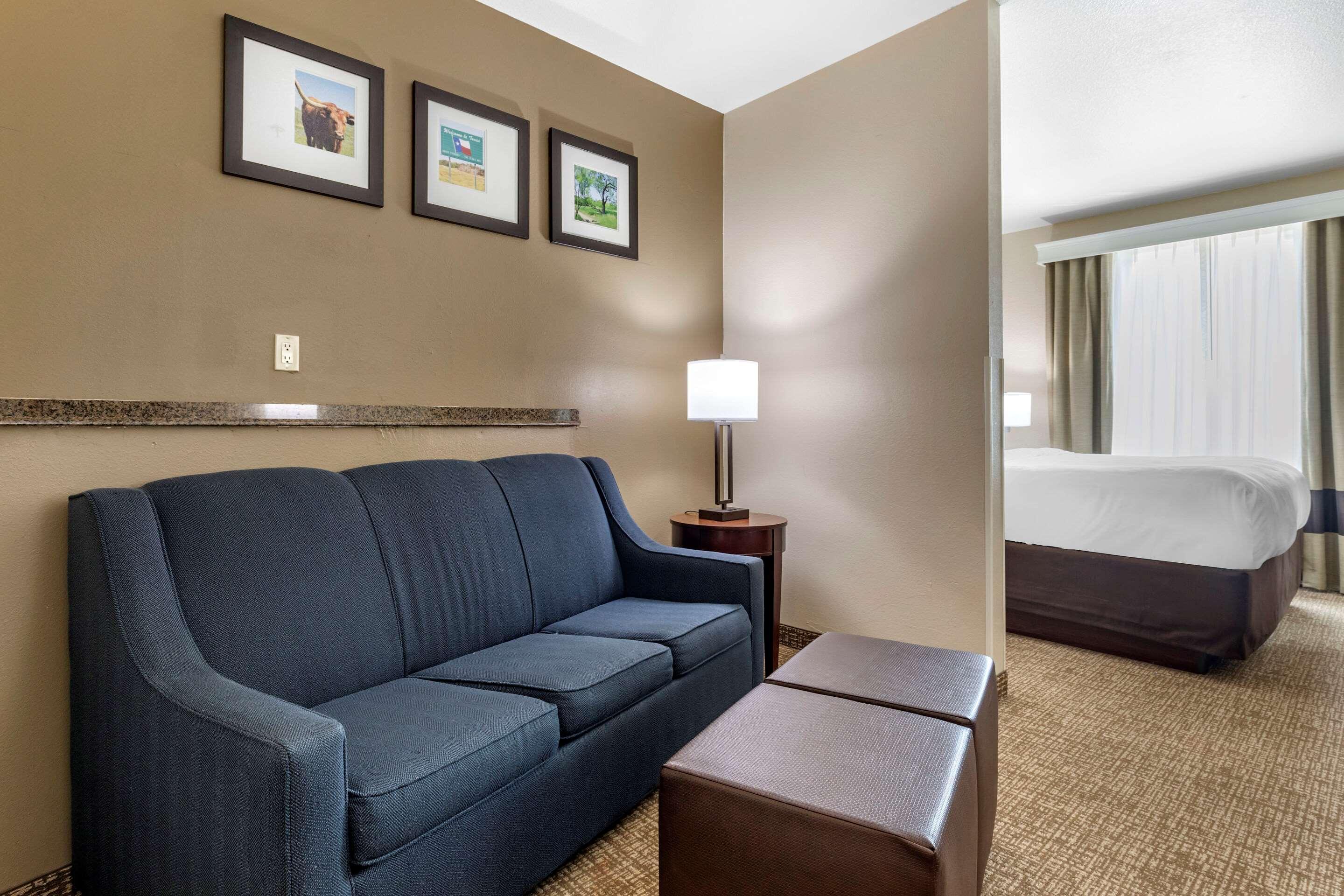 Comfort Suites Plano - Dallas North Экстерьер фото